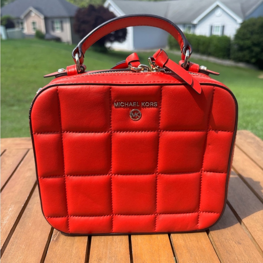Michael Kors Red Quilted Leather Box Bag – Like New